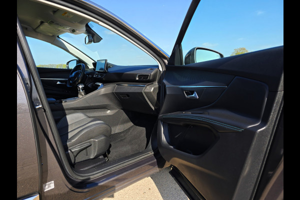 Peugeot 3008 1.2 PureTech Active - 130 Pk - Euro 6 - Navi - ParkeerCamera