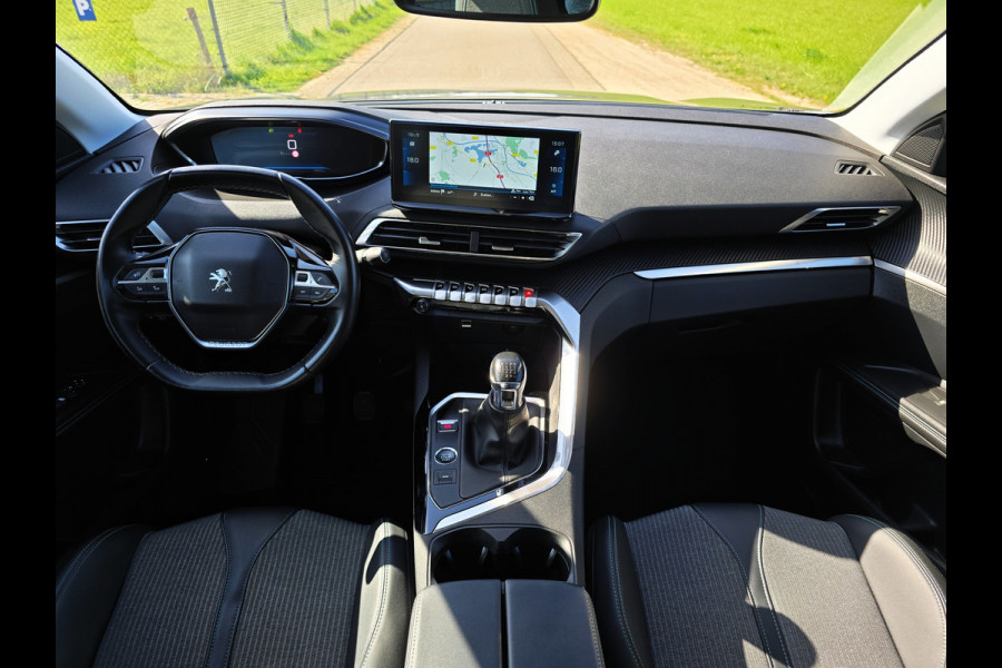 Peugeot 3008 1.2 PureTech Active - 130 Pk - Euro 6 - Navi - ParkeerCamera