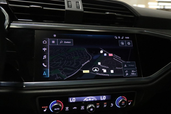Audi RSQ3 Sportback TFSI RS Pano/Sonos/Camera/Carplay/RSStoelen/BOMVOL