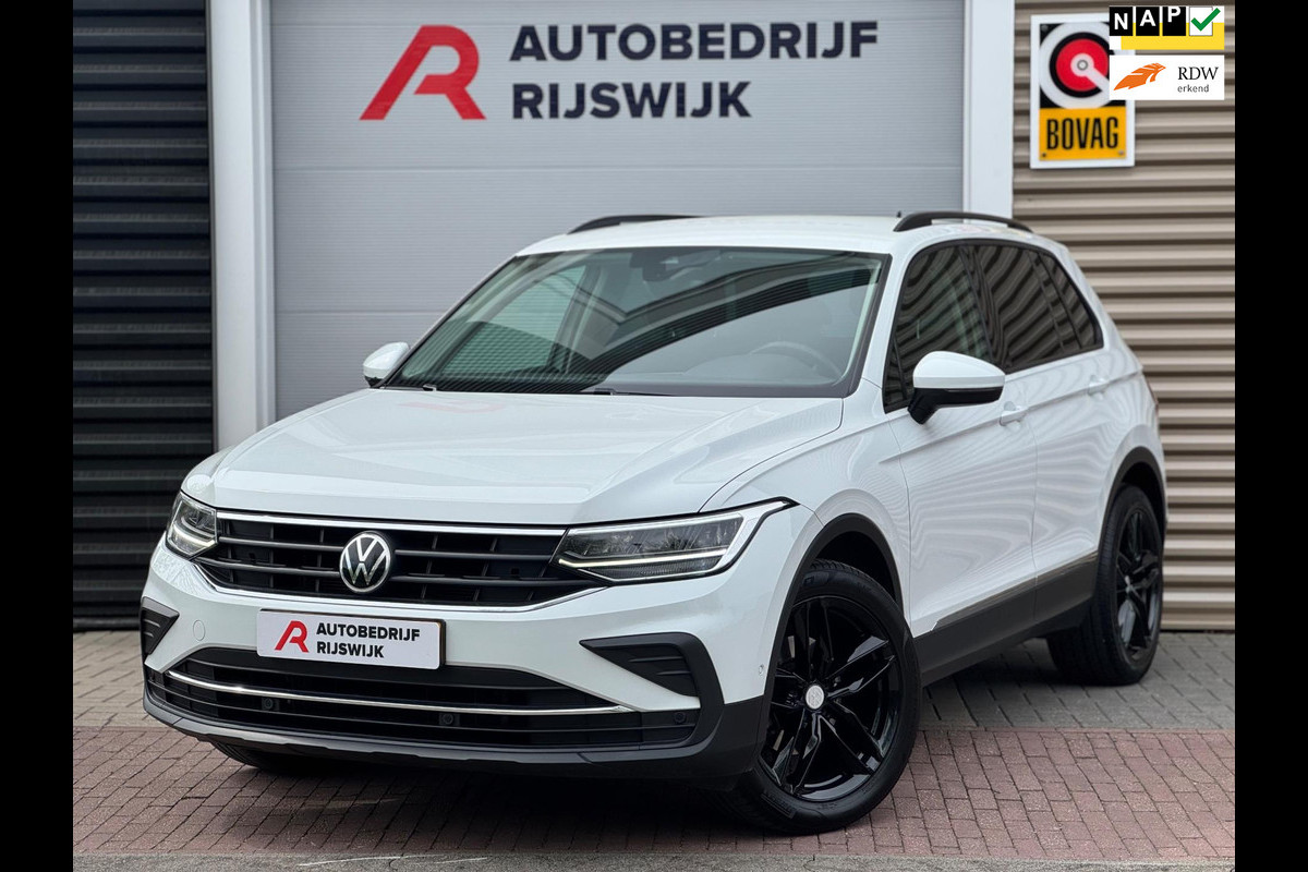 Volkswagen Tiguan 1.5 TSI Life Business Trekhaak/Camera/AppleCarPlay Volkswagen Tiguan 1.5 TSI Life Business Trekhaak/Camera/AppleCarPlay