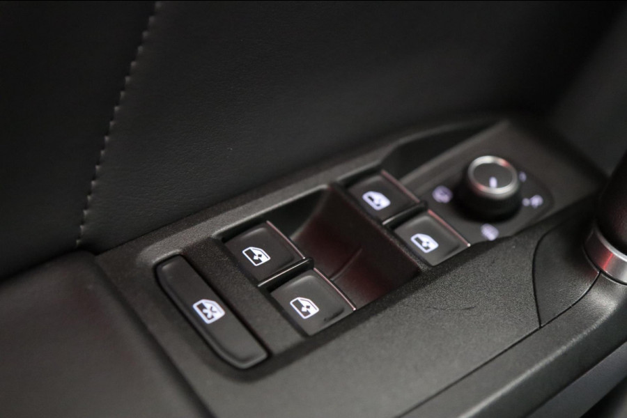 CUPRA Leon 1.4 e-Hybrid VZ Performance /STOELV/SFEERV/CARPLAY/CAM/VOL