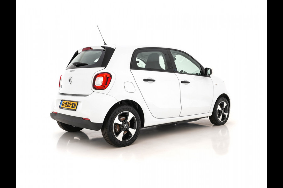 Smart Forfour EQ Business Solution Cool&Audio Pack 18 kWh [ 3-Fase ] (INCL-BTW) *FULL-LEATHER | AIRCO | DAB | CRUISE | COMFORT-SEATS | 15''ALU*