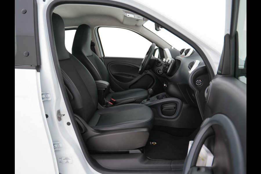 Smart Forfour EQ Business Solution Cool&Audio Pack 18 kWh [ 3-Fase ] (INCL-BTW) *FULL-LEATHER | AIRCO | DAB | CRUISE | COMFORT-SEATS | 15''ALU*