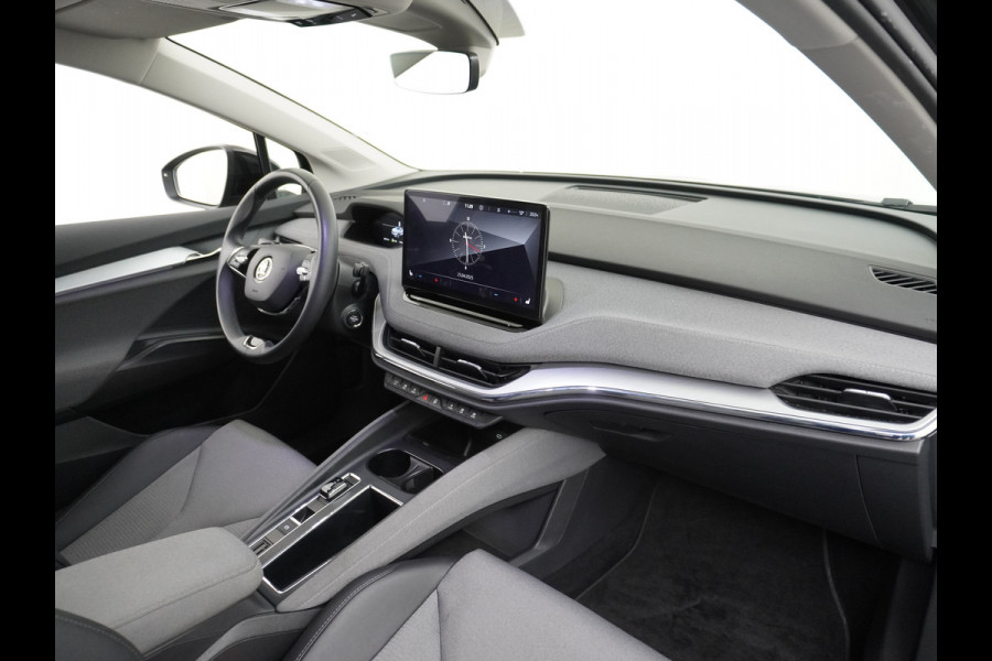 Škoda ENYAQ iV 60 Navi Ecc Adaptieve Cruise Control CameraApple Carplay Android Keyless Led Pdc DabBusiness Edition Plus Stoelverwarming Bluetooth Dodehoek detector Draadloze tel.lader Rijstrooksensor Regen-Lichtsensor Origineel Nederlandse 1e Eigenaar Auto nieuwprijs €51.910,-