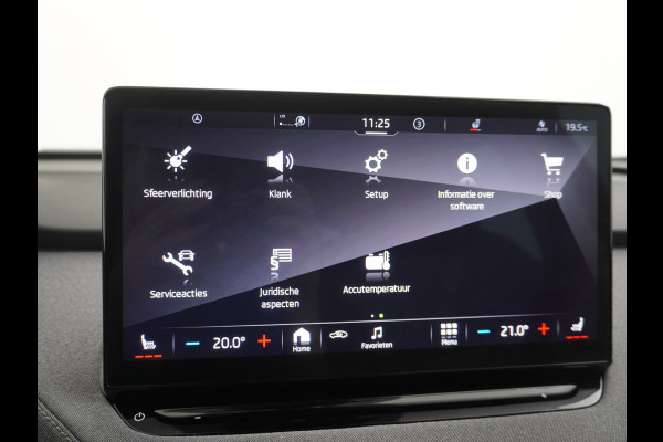 Škoda ENYAQ iV 60 Navi Ecc Adaptieve Cruise Control CameraApple Carplay Android Keyless Led Pdc DabBusiness Edition Plus Stoelverwarming Bluetooth Dodehoek detector Draadloze tel.lader Rijstrooksensor Regen-Lichtsensor Origineel Nederlandse 1e Eigenaar Auto nieuwprijs €51.910,-