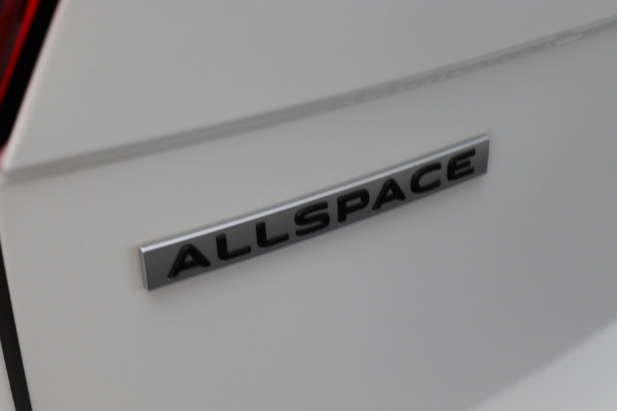 Volkswagen Tiguan Allspace 1.5 TSI Elegance 7p. IQ Light, Stuur-/Stoelverw. ACC, Camera, Apple Carplay, DAB