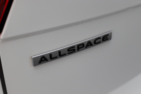 Volkswagen Tiguan Allspace 1.5 TSI Elegance 7p. IQ Light, Stuur-/Stoelverw. ACC, Camera, Apple Carplay, DAB