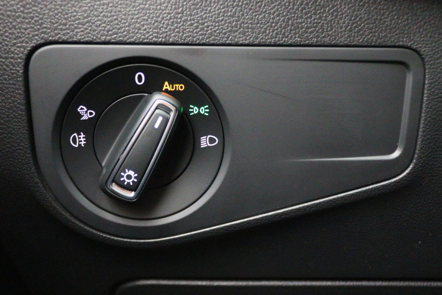 Volkswagen Tiguan Allspace 1.5 TSI Elegance 7p. IQ Light, Stuur-/Stoelverw. ACC, Camera, Apple Carplay, DAB