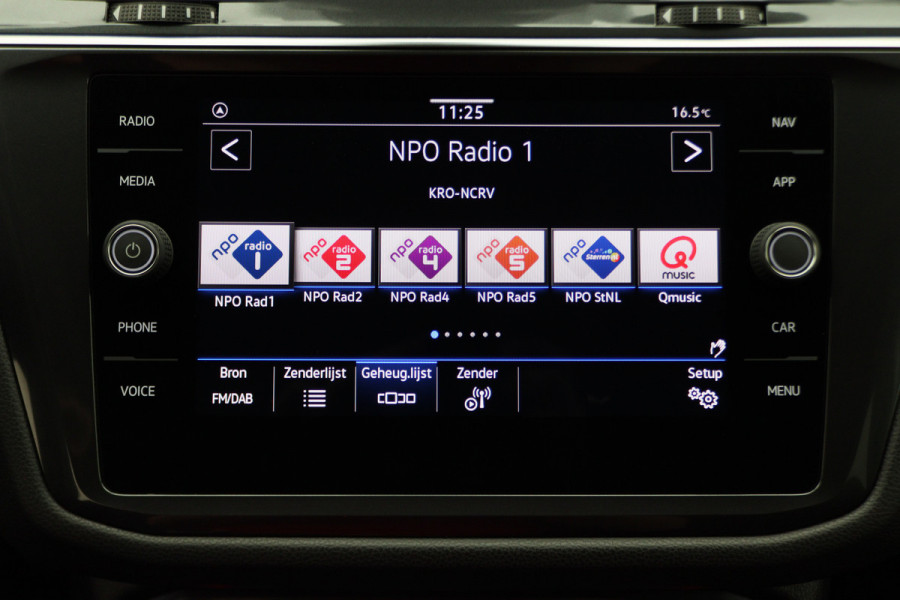 Volkswagen Tiguan Allspace 1.5 TSI Elegance 7p. IQ Light, Stuur-/Stoelverw. ACC, Camera, Apple Carplay, DAB