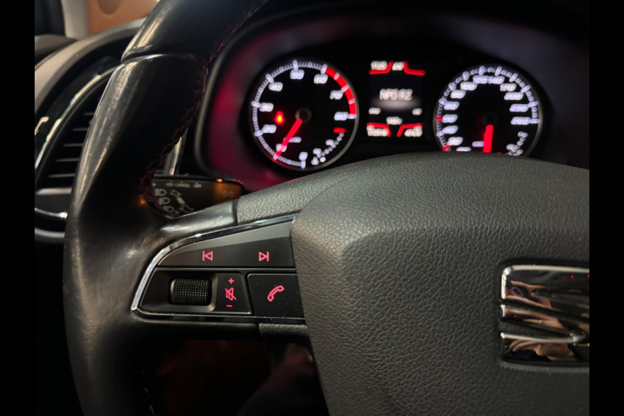 Seat León ST 1.0 EcoTSI Style Garantie NAP Trekhaak Camera PDC Cruise Clima Navi Bluetooth LED Rijklaar
