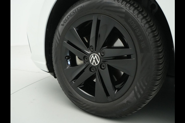 Volkswagen Golf 1.0 TSI 110pk Life Business Navigatie Memory Stoelverwarming Acc 81