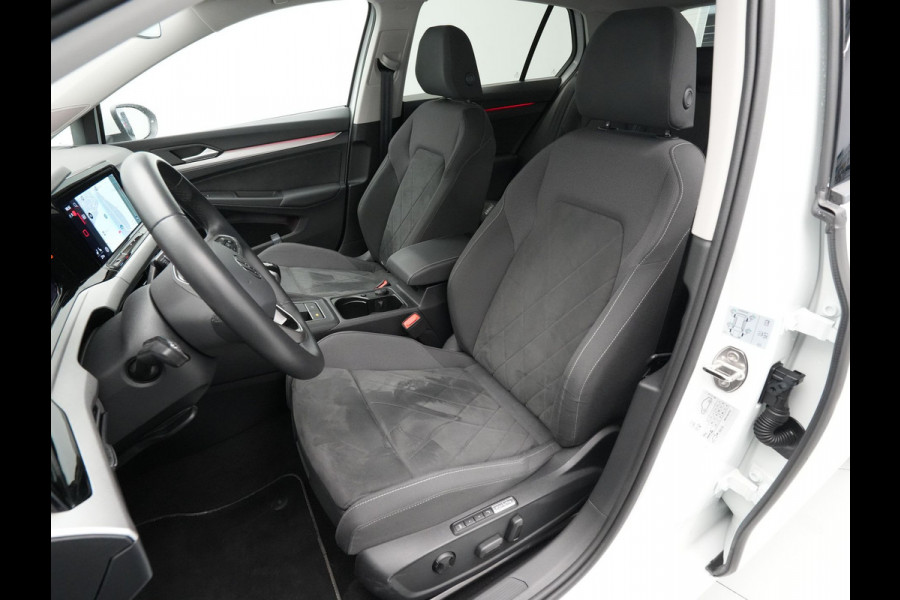 Volkswagen Golf 1.0 TSI 110pk Life Business Navigatie Memory Stoelverwarming Acc 81