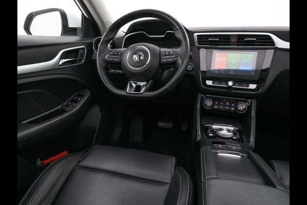 MG ZS EV Luxury 45 kWh (INCL-BTW) *PANO | FULL-LEATHER | CCS-FASTLOADER | KEYLESS | NAVI-FULLMAP | ADAPTIVE-CRUISE | CAMERA | HEATED-SPORT-SEATS | CARPLAY | BLINDSPOT | DAB | LANE-ASSIST | 17"ALU*