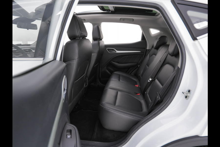 MG ZS EV Luxury 45 kWh (INCL-BTW) *PANO | FULL-LEATHER | CCS-FASTLOADER | KEYLESS | NAVI-FULLMAP | ADAPTIVE-CRUISE | CAMERA | HEATED-SPORT-SEATS | CARPLAY | BLINDSPOT | DAB | LANE-ASSIST | 17"ALU*
