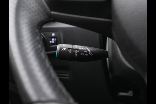 MG ZS EV Luxury 45 kWh (INCL-BTW) *PANO | FULL-LEATHER | CCS-FASTLOADER | KEYLESS | NAVI-FULLMAP | ADAPTIVE-CRUISE | CAMERA | HEATED-SPORT-SEATS | CARPLAY | BLINDSPOT | DAB | LANE-ASSIST | 17"ALU*
