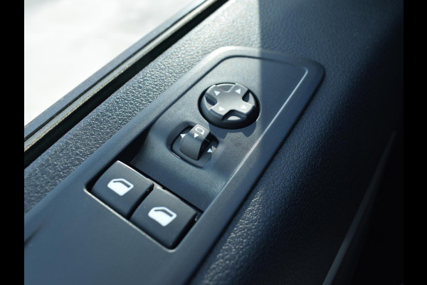 Peugeot e-Expert EV L3 DC 75 kWh | BETIMMERING | NAVI | CARPLAY | 5 PERSOONS