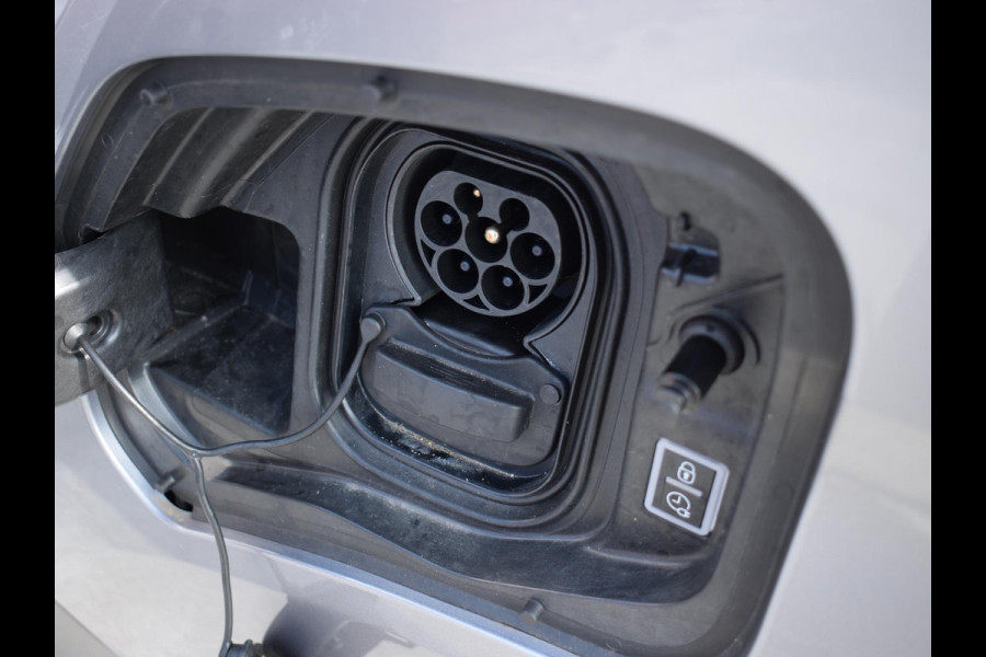 Peugeot e-Expert EV L3 DC 75 kWh | BETIMMERING | NAVI | CARPLAY | 5 PERSOONS