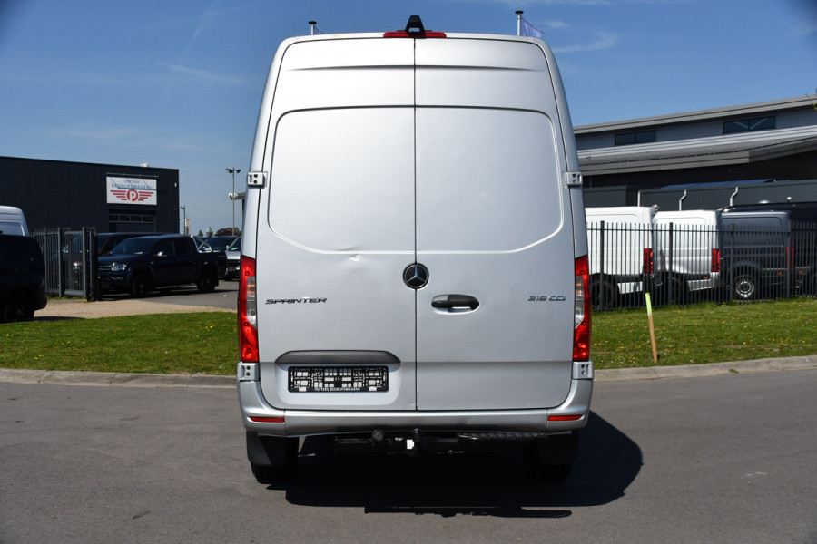 Mercedes-Benz Sprinter V6 319 3.0 CDI L2H2 PB Edition Camera, Cruise, Carplay, Stoelverwarming, Multimedia, LED, Automaat, Standkache, UNIEK!