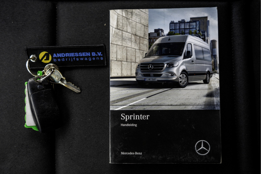 Mercedes-Benz Sprinter 211 CDI L2H2 | Automaat | CarPlay | Navigatie | Camera | Climate | Euro 6