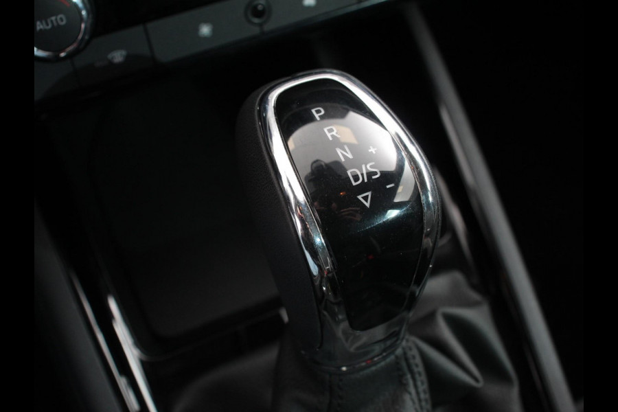Škoda Kamiq 1.0 TSI 115pk Automaat Business Edition | Navigatie | Android Auto / Apple Carplay | Climate Control | Camera | Parkeer sensoren | Lichtmetalen Velgen | Dab | Digitale Cockpit | Keyless | Led | Cruise Control
