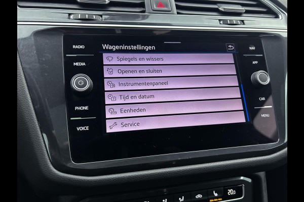 Volkswagen Tiguan Allspace 1.5 TSI Highline | PANO | Massagestoel | Stoelverw | TrekH | Add CC | 1e eig | DealeronderH | NL Auto |