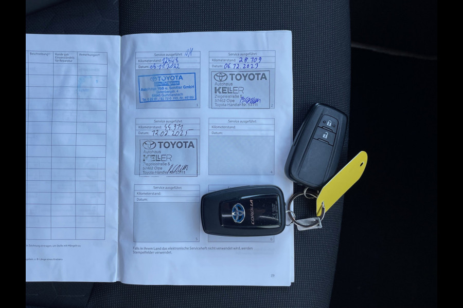 Toyota Corolla Touring Sports 2.0 Hybrid Team D | CarPlay | Camera | ACC | LED | Keyless | DAB+