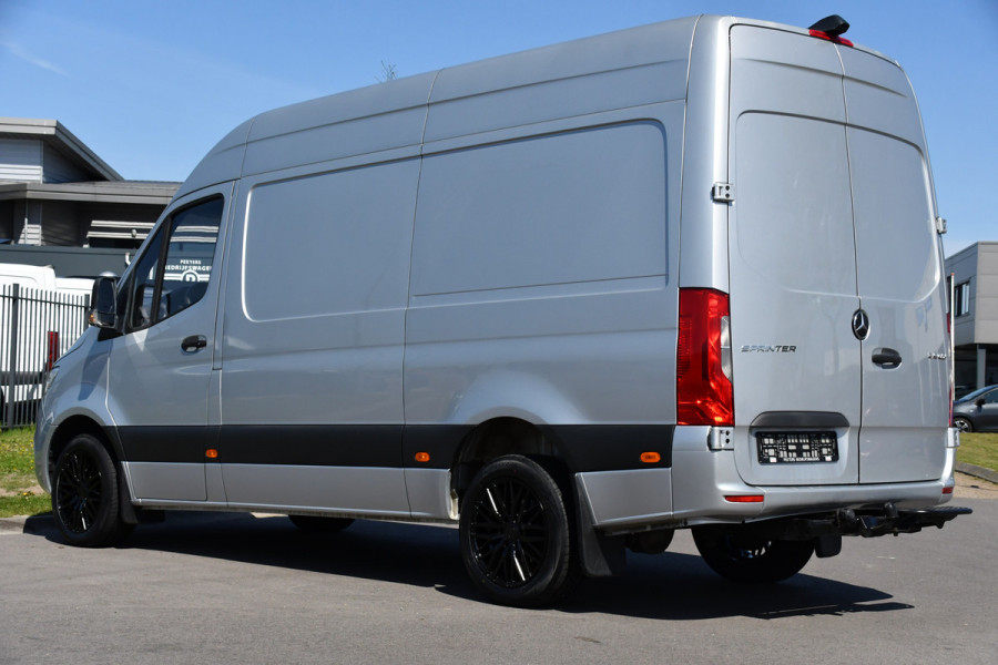 Mercedes-Benz Sprinter V6 319 3.0 CDI L2H2 PB Edition Camera, Cruise, Carplay, Stoelverwarming, Multimedia, LED, Automaat, Standkache, UNIEK!