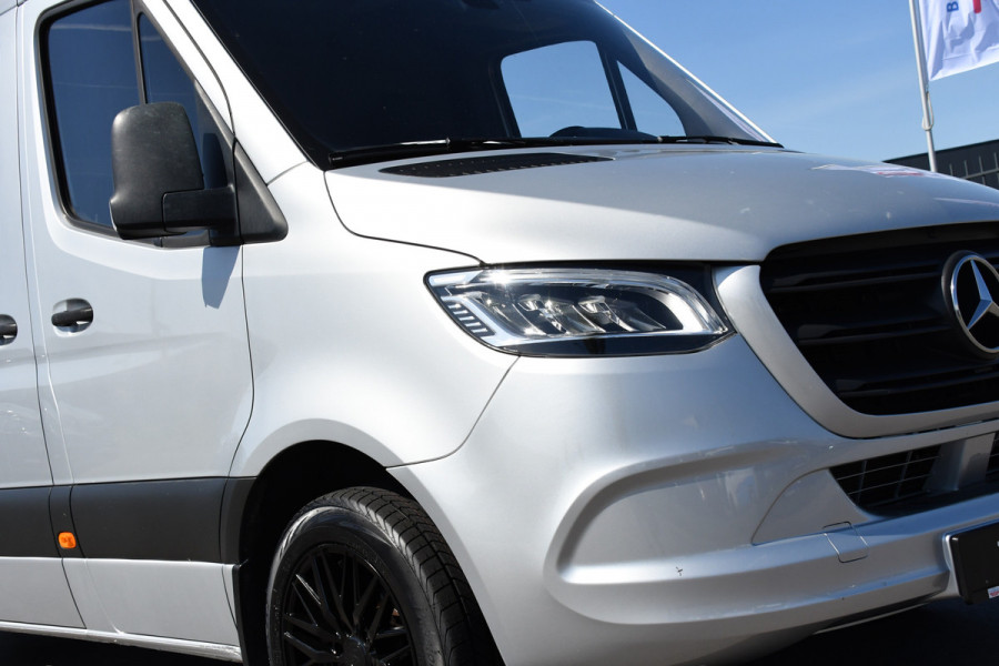 Mercedes-Benz Sprinter V6 319 3.0 CDI L2H2 PB Edition Camera, Cruise, Carplay, Stoelverwarming, Multimedia, LED, Automaat, Standkache, UNIEK!