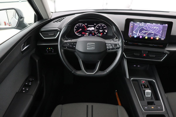Seat Leon 1.5 eTSI Style Launch Edition | Trekhaak | Carplay | Adaptive cruise | Carplay | Navigatie | Park Assist | Climate control