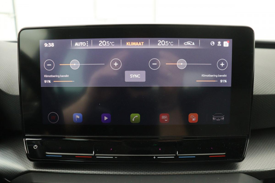 Seat Leon 1.5 eTSI Style Launch Edition | Trekhaak | Carplay | Adaptive cruise | Carplay | Navigatie | Park Assist | Climate control
