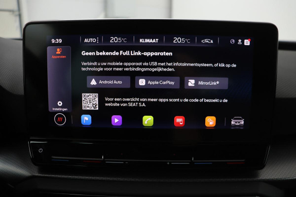 Seat Leon 1.5 eTSI Style Launch Edition | Trekhaak | Carplay | Adaptive cruise | Carplay | Navigatie | Park Assist | Climate control