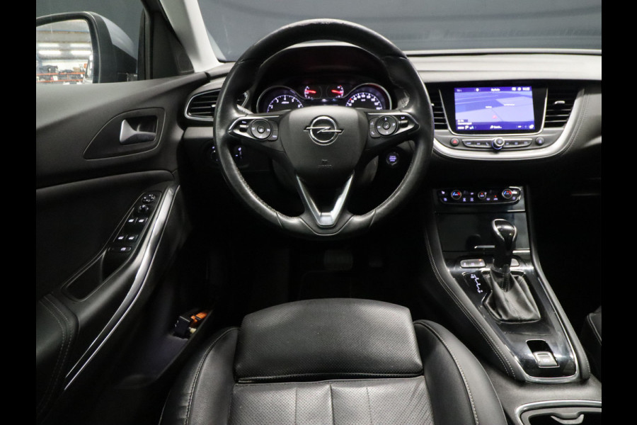 Opel Grandland X 1.2 Turbo Innovation [PANORAMADAK, APPLE CARPLAY, ANDROID, VOL LEDER, CAMERA, MEM. SEATS, STUURVERW, STOELVERW V+A, STOELVENTILATIE, NIEUWSTAAT]