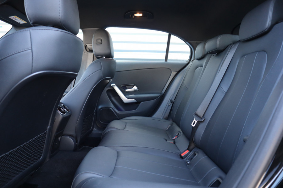 Mercedes-Benz A-Klasse 250 e Luxury Sfeer verlichting / Widescreen / Camera / Carplay /