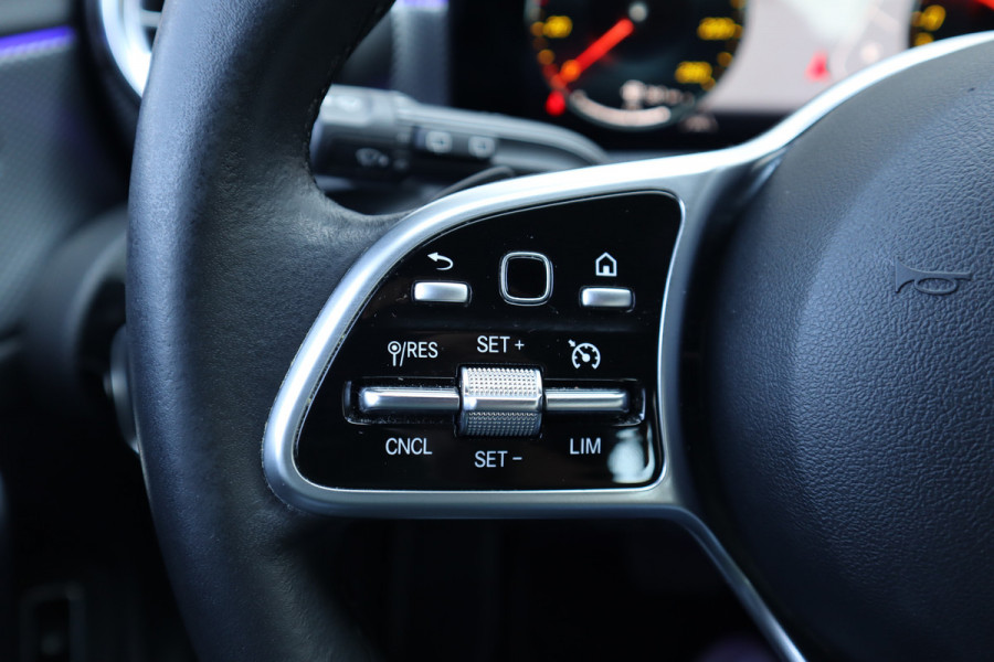 Mercedes-Benz A-Klasse 250 e Luxury Sfeer verlichting / Widescreen / Camera / Carplay /