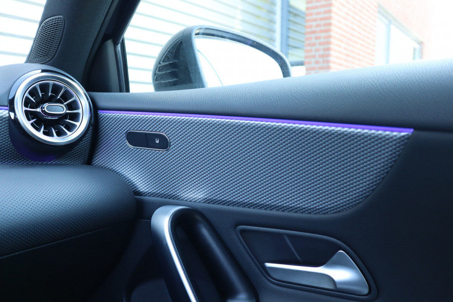 Mercedes-Benz A-Klasse 250 e Luxury Sfeer verlichting / Widescreen / Camera / Carplay /