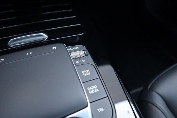 Mercedes-Benz A-Klasse 250 e Luxury Sfeer verlichting / Widescreen / Camera / Carplay /