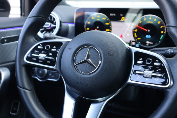 Mercedes-Benz A-Klasse 250 e Luxury Sfeer verlichting / Widescreen / Camera / Carplay /