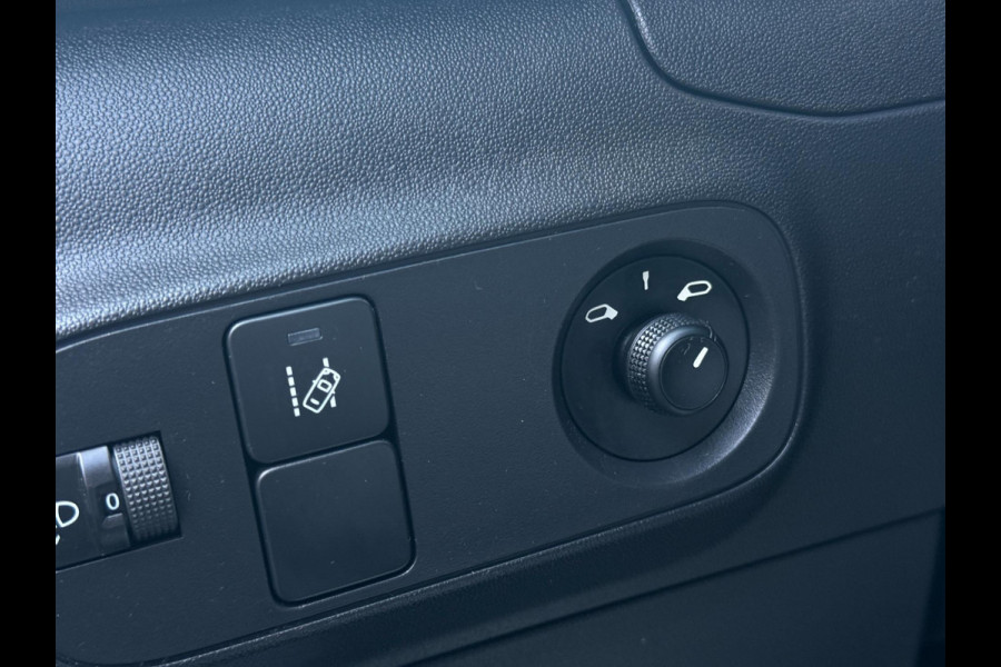Citroën C3 S&S Shine 2017 | Navi | Climate Control | Trekhaak | Achteruitrijcamera | Apple CarPlay