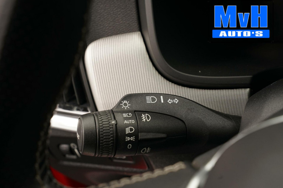 Volvo V90 2.0 D3 R-Design|PANO|TREKH|ORG.NL|CARPLAY|LED|ACC
