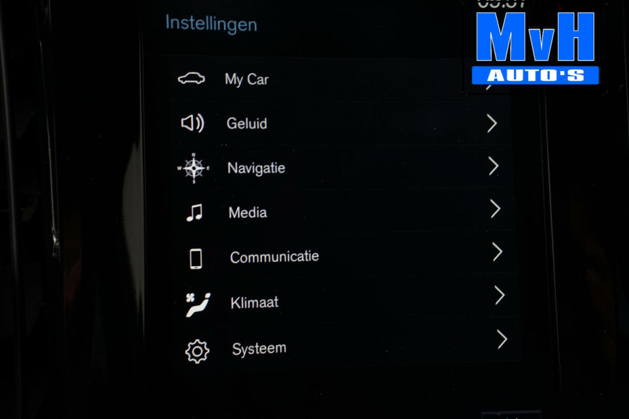 Volvo V90 2.0 D3 R-Design|PANO|TREKH|ORG.NL|CARPLAY|LED|ACC