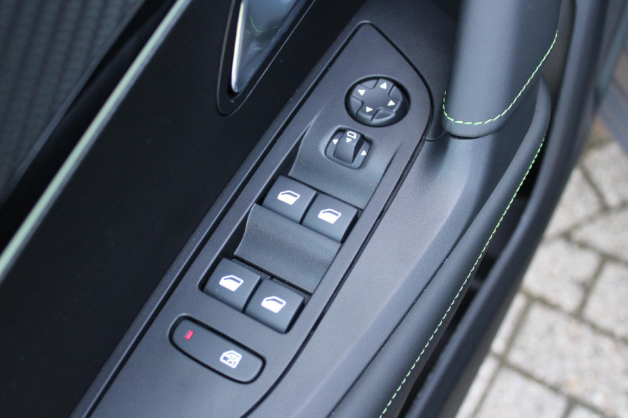 Peugeot 2008 1.2 130PK AUTOMAAT GT PACK | NAVIGATIE | FULL LED KOPLAMPEN | DRAADLOZE APPLE CARPLAY/ANDROID AUTO | ADAPTIVE CRUISE CONTROL | CAMERA VOOR + ACHTER | CLIMATE CONTROL | LICHTMETALEN VELGEN 17" | KEYLESS ENTRY/START | DAB+ RADIO | ALCANTARA/LEDEREN BEKLEDING | ELEKTRISCH BEDIENBARE BESTUURDERSSTOEL | DODEHOEK DETECTIE | PARKEERSENSOREN VOOR + ACHTER | STOEL VERWARMING | MASSAGE STOELEN |