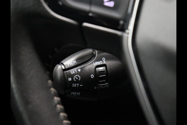 Peugeot 3008 1.2 PureTech Blue Lease Executive Avantage [TREKHAAK, CAMERA, APPLE CARPLAY, ANDROID AUTO, CRUISE, NIEUWSTAAT]