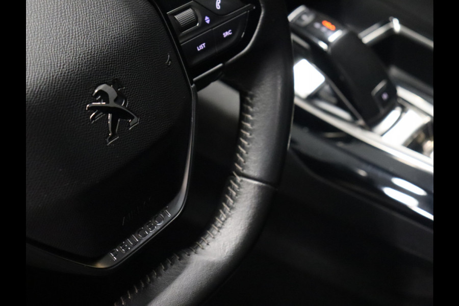 Peugeot 3008 1.2 PureTech Blue Lease Executive Avantage [TREKHAAK, CAMERA, APPLE CARPLAY, ANDROID AUTO, CRUISE, NIEUWSTAAT]