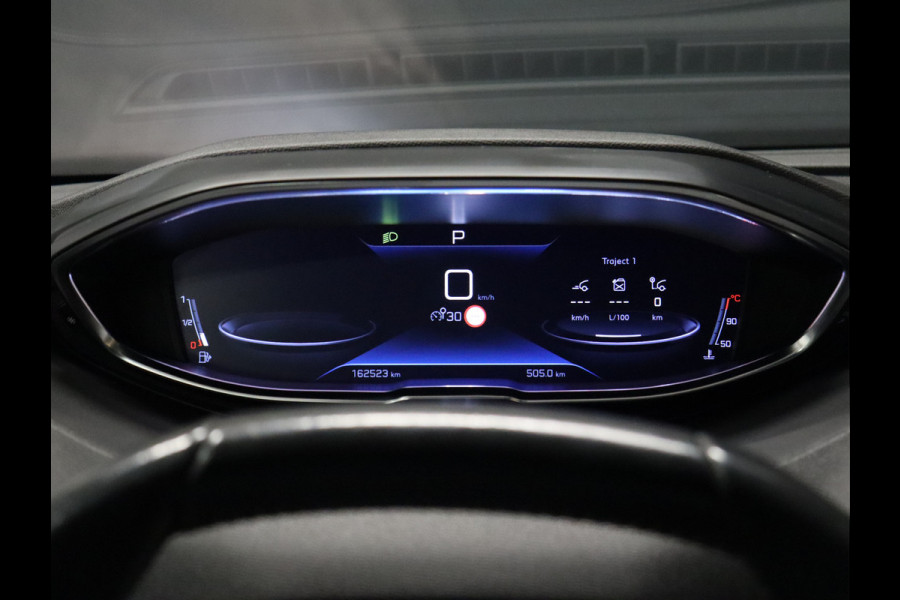 Peugeot 3008 1.2 PureTech Blue Lease Executive Avantage [TREKHAAK, CAMERA, APPLE CARPLAY, ANDROID AUTO, CRUISE, NIEUWSTAAT]