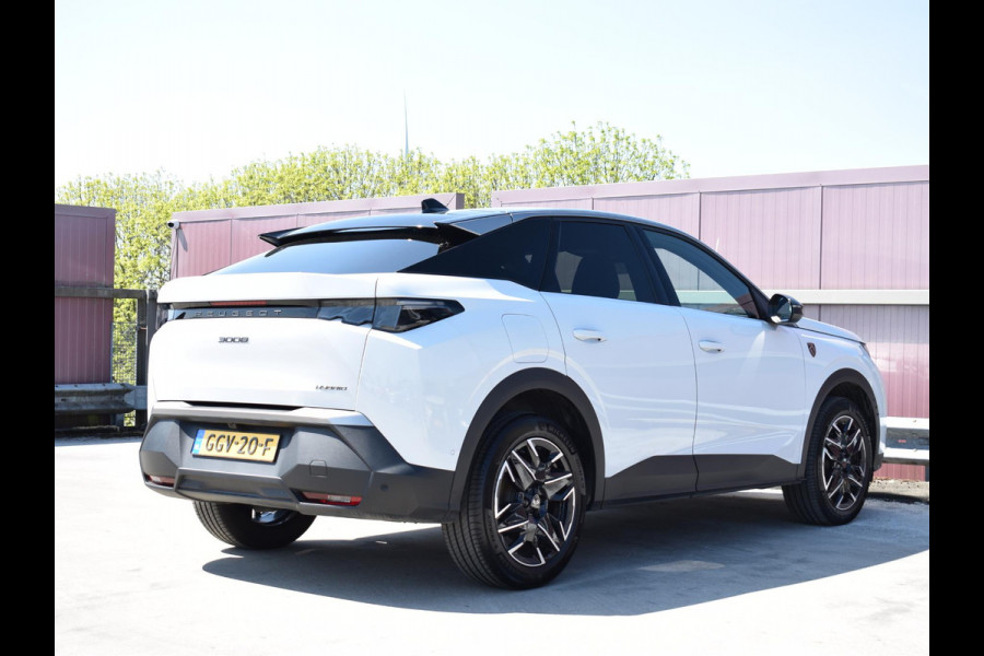 Peugeot 3008 1.2 Hybrid 136 GT NAVIGATIE | CARPLAY | ACHTERUITRIJCAMERA MET SENSOREN | NIEUW MODEL