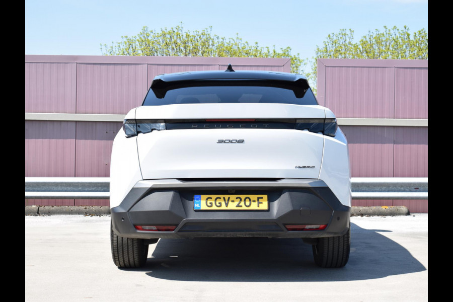 Peugeot 3008 1.2 Hybrid 136 GT NAVIGATIE | CARPLAY | ACHTERUITRIJCAMERA MET SENSOREN | NIEUW MODEL