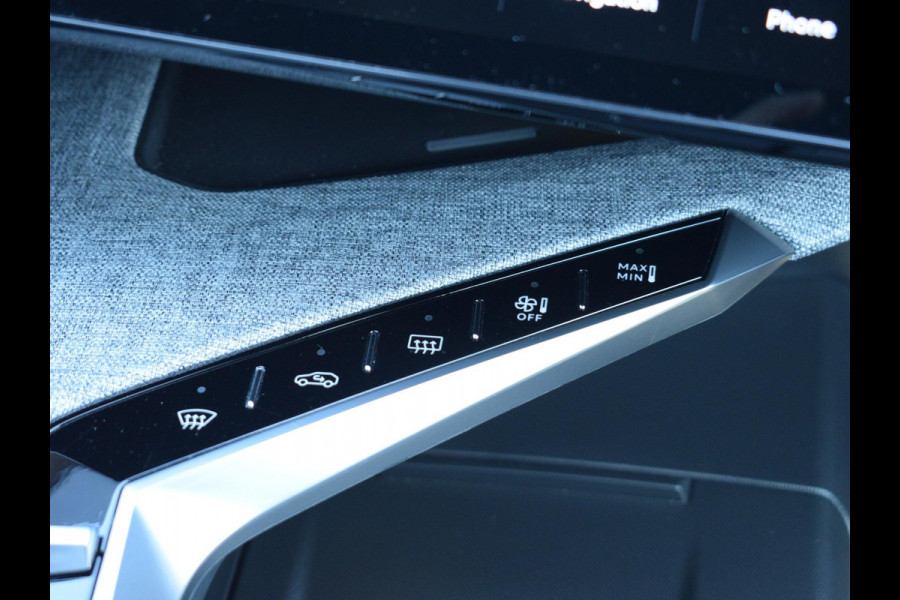 Peugeot 3008 1.2 Hybrid 136 GT NAVIGATIE | CARPLAY | ACHTERUITRIJCAMERA MET SENSOREN | NIEUW MODEL