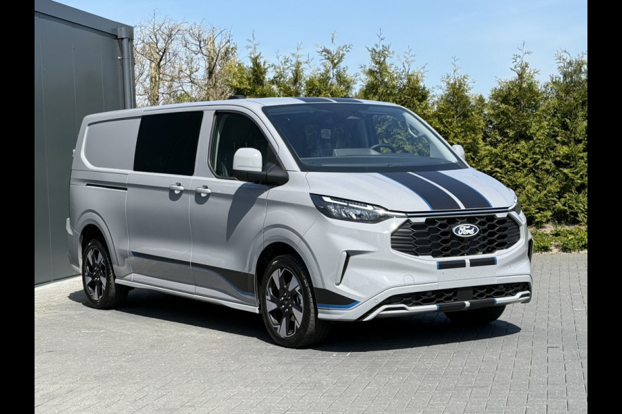 Ford Transit Custom 2.0 TDCI 170 PK AUTOMAAT / L2H1 / Limited Sport / 6 PERS DUBBEL CABINE / 2x SCHUIFDEUR / CAMERA / 6 PERSOONS
