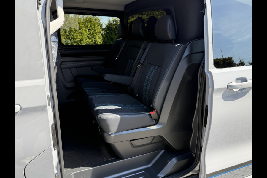 Ford Transit Custom 2.0 TDCI 170 PK AUTOMAAT / L2H1 / Limited Sport / 6 PERS DUBBEL CABINE / 2x SCHUIFDEUR / CAMERA / 6 PERSOONS