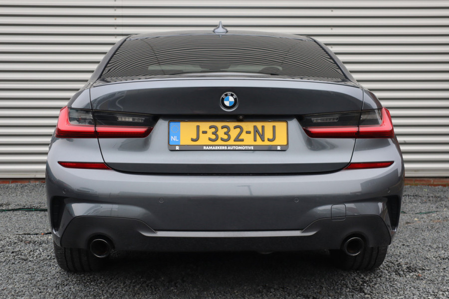 BMW 3-serie 330e High Executive M-Sport Pano / Adaptieve cruise / Laser / Elec stoelen / Trekhaak / Dode hoek /